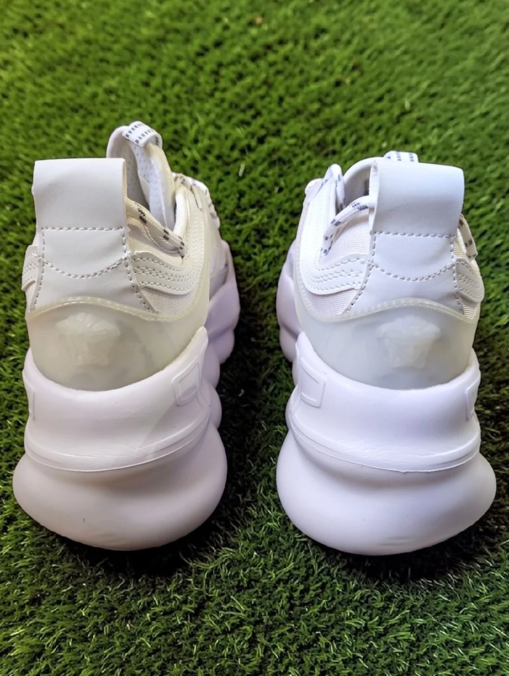 Versace Chain Reaction White Wmns 9 New Box